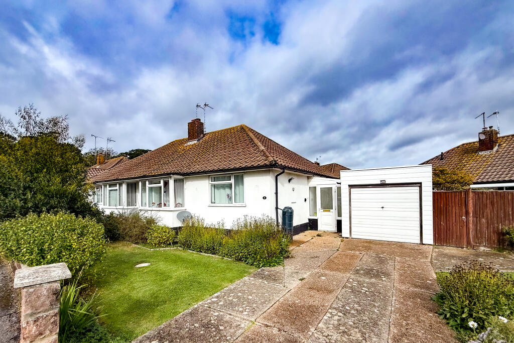 2-bed semi-detached on Mayfair Close, Polegate, East Sussex, £260,000