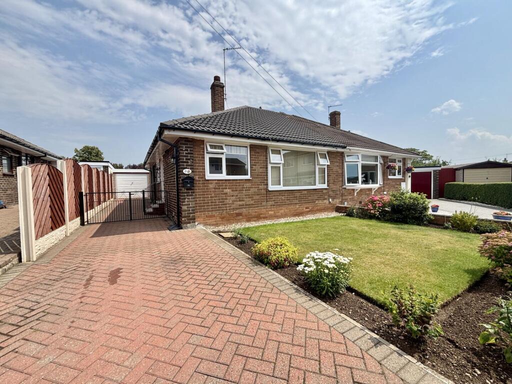 Main image of property: Purbeck Grove, Garforth, Leeds