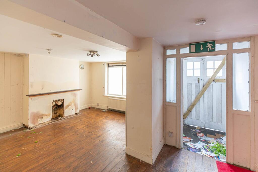 (Residential) London Road, Thrupp photo 4
