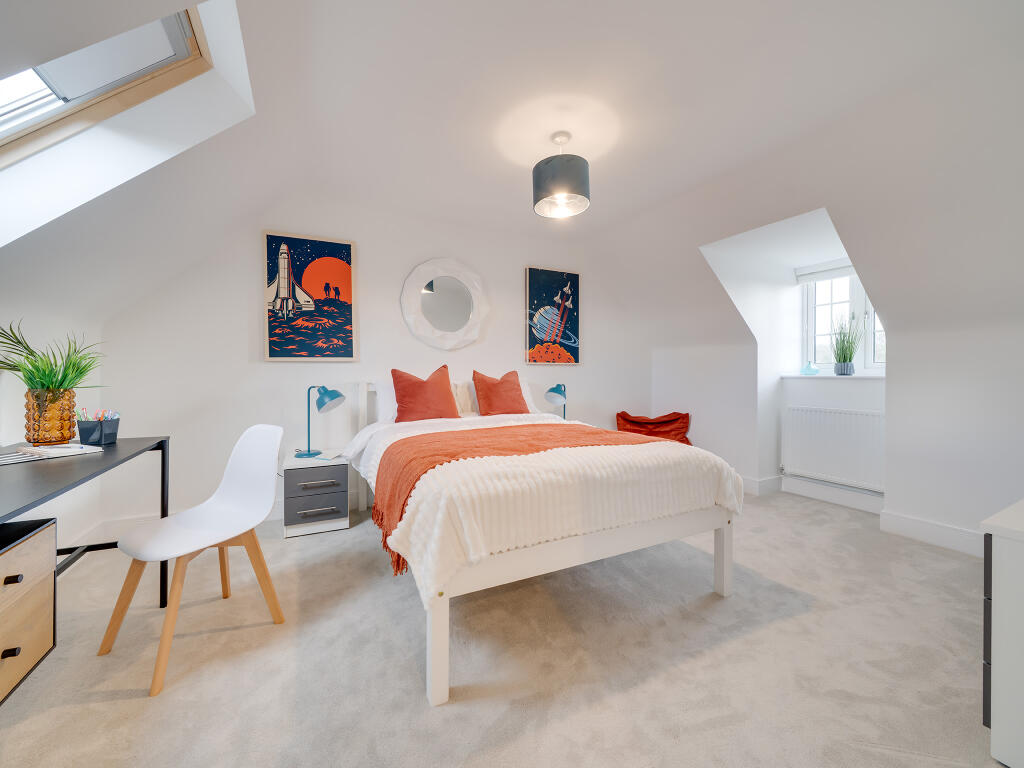 Main image of property: Kenilworth Gate, Leamington Road, Kenilworth, 
CV8 2AA