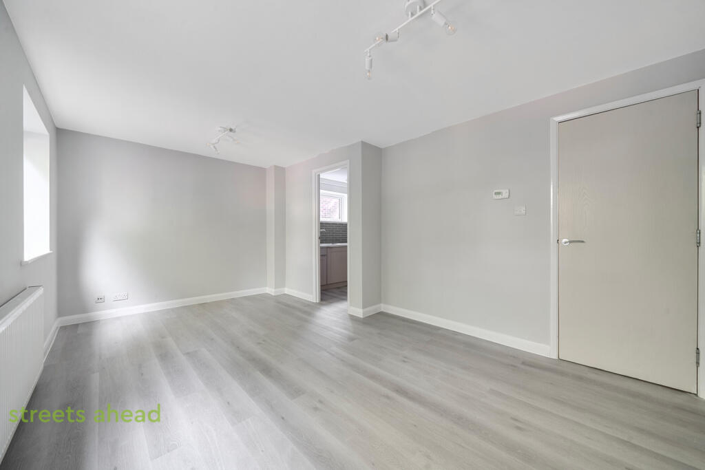 Apartment in London - View 3