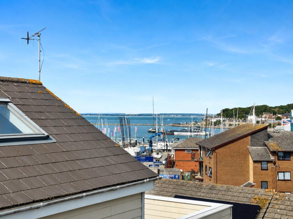 House in Cowes, Isle of Wight - View 2