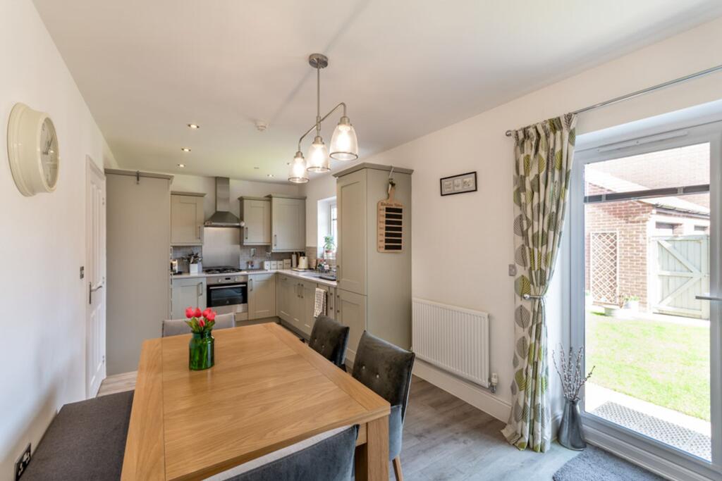 House in Newark and Sherwood, Sutton on Trent - View 4