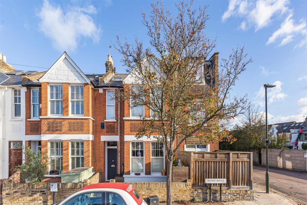 Main image of property: Second Avenue, London, SW14