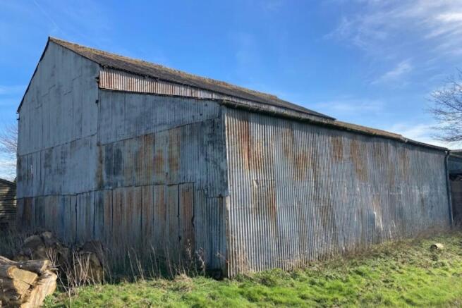 Howes Farm 3.png