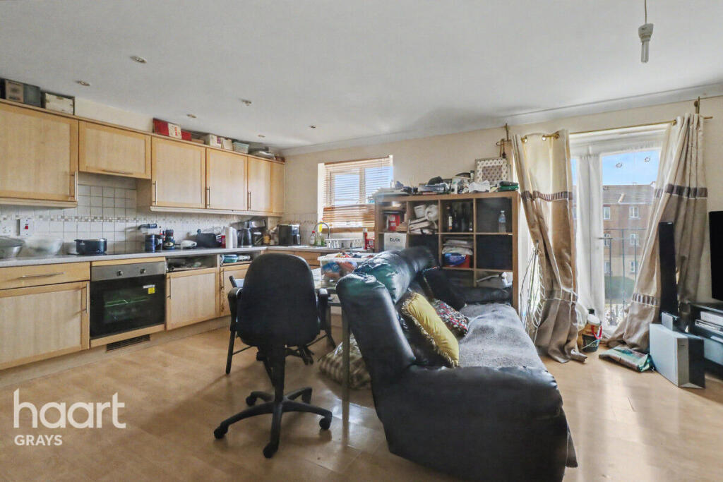 Main image of property: Ulverston, Purfleet