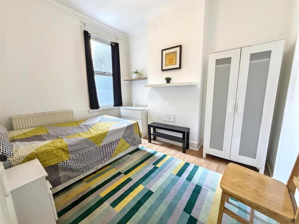 House in London, Plaistow - View 3