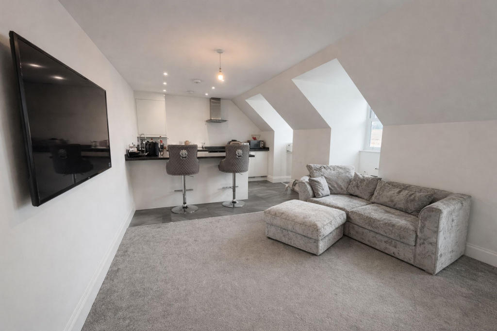Main image of property: Halle Mews, Benfleet, SS7