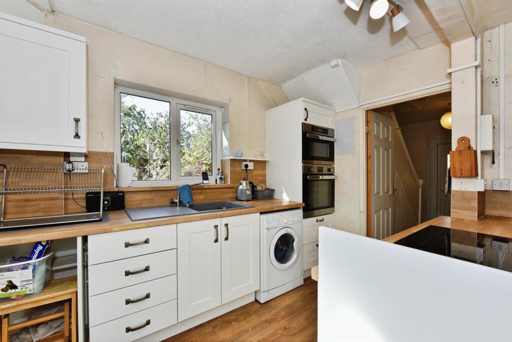 House in Sheffield, Killamarsh - View 5