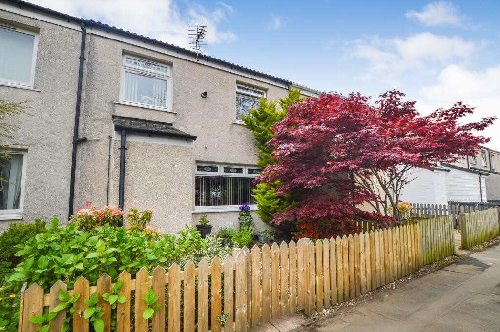 Main image of property: 2 Cloncaird, Kilwinning, KA13 6LT