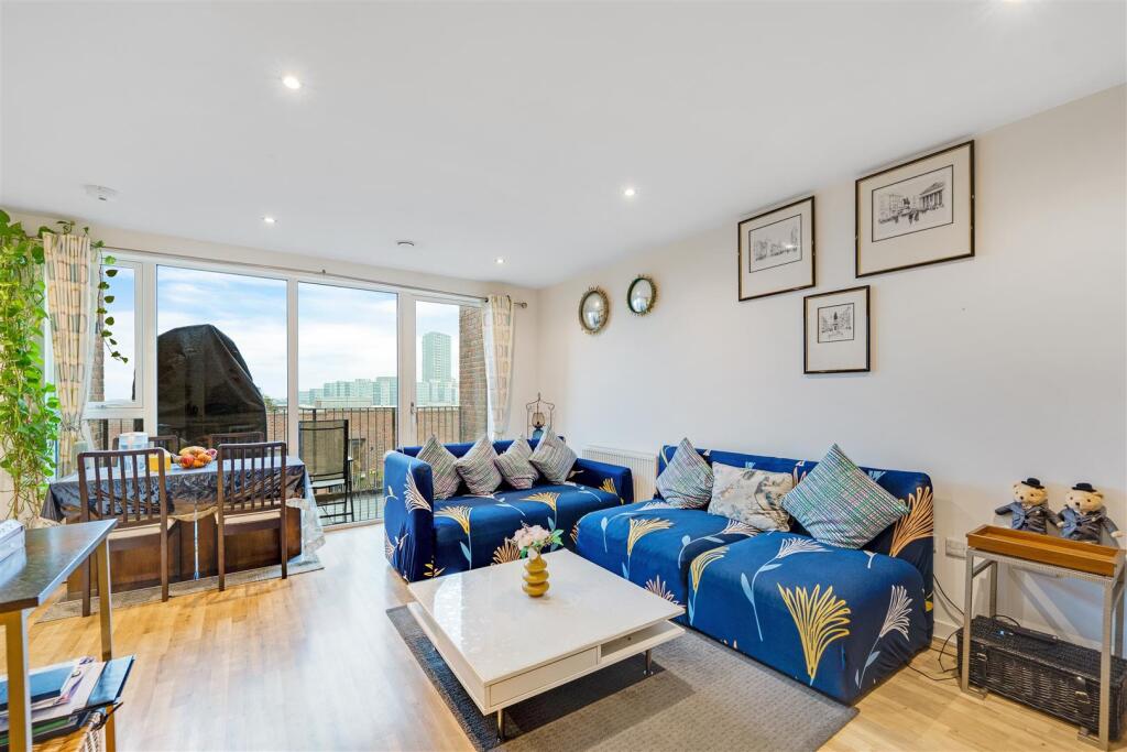 Main image of property: Harriot House, Hounslow, TW3