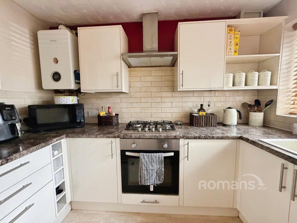 House in Slough - View 5