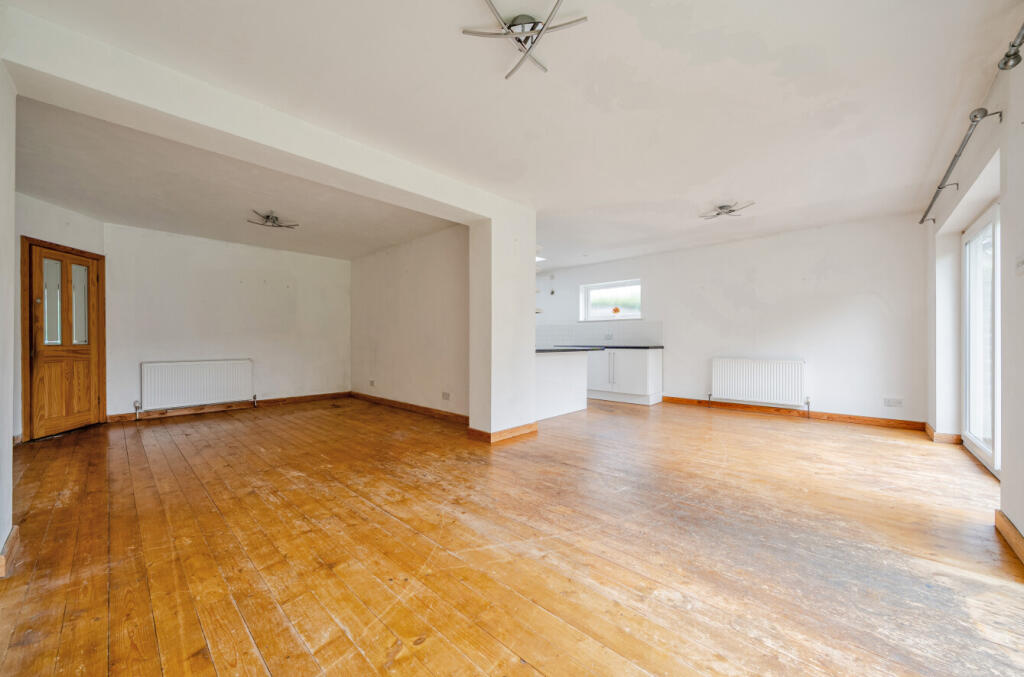 House in Worthing, Ferring - More