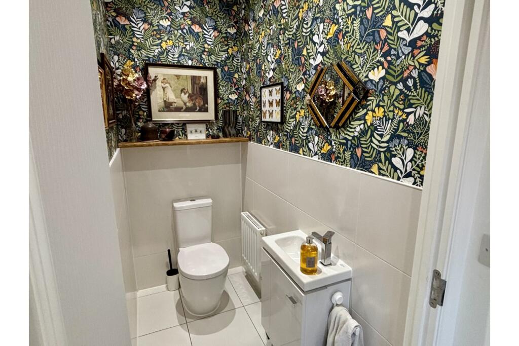 Additional image 11 of Dobson Rise, Bradford, BD10