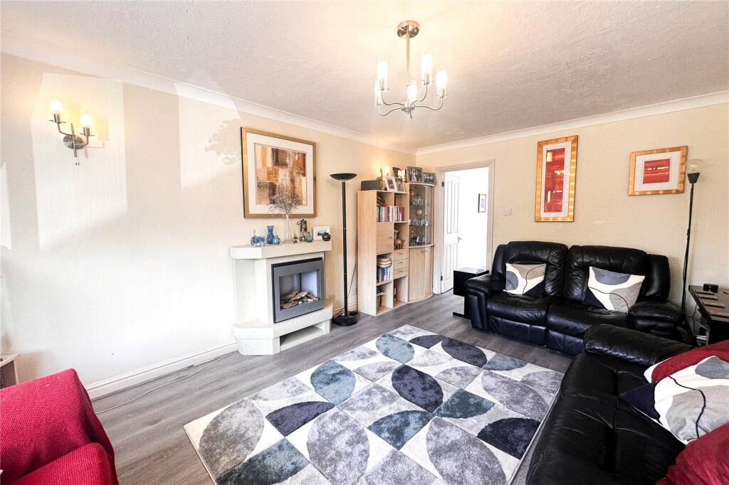 House in Warminster, Wiltshire - More