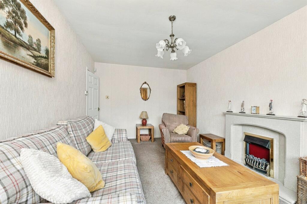 House in Bradford - View 5
