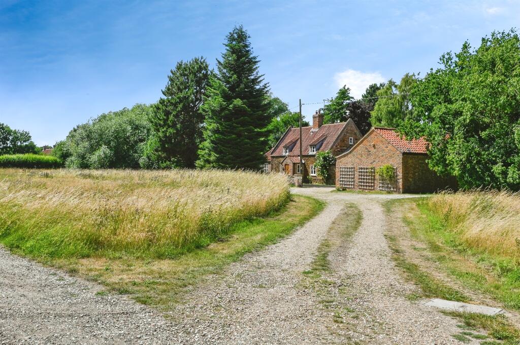 Main image of property: Tottenhill Row, Tottenhill, King's Lynn