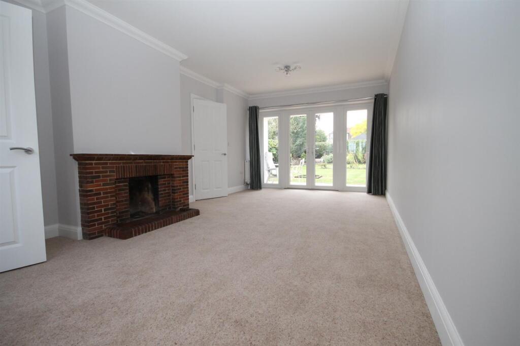 House in London, The Wrythe - View 2