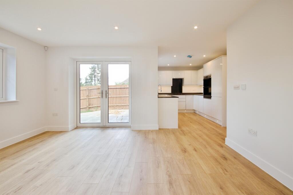 Harberts Road, Harlow photo 2
