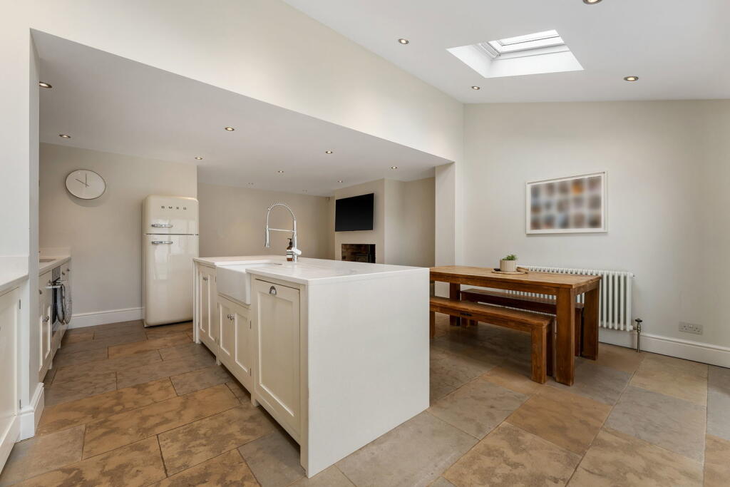 House in Leigh, Land Side - View 4