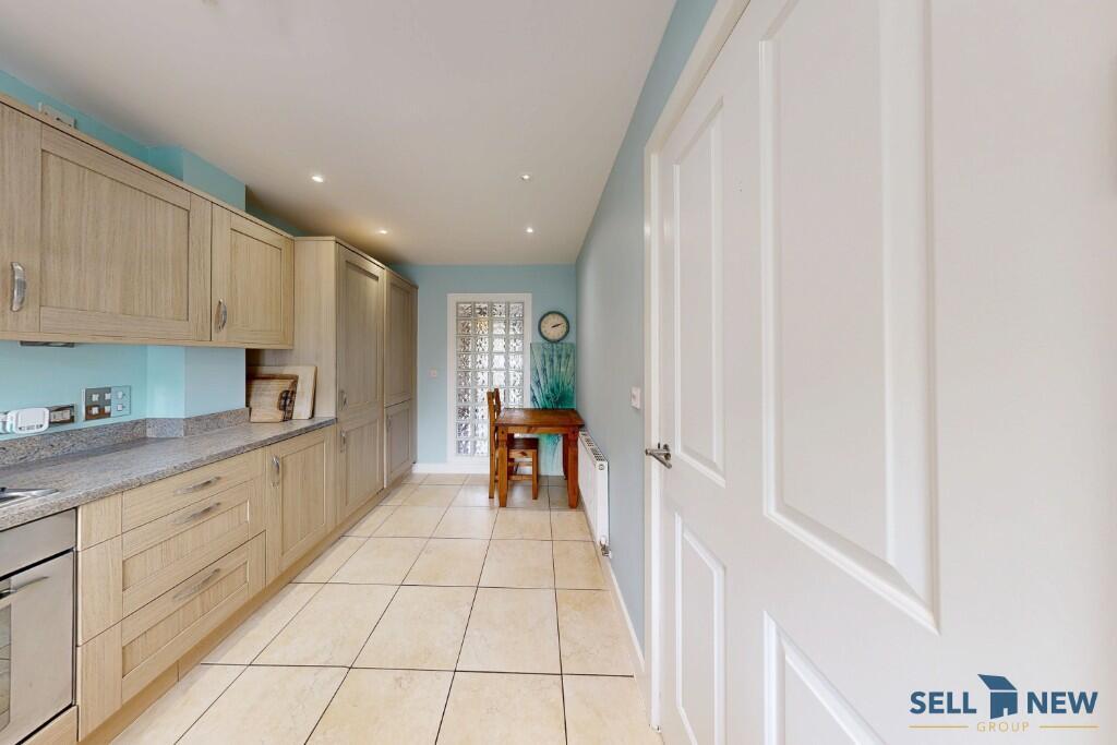 Moorlands Court, The Moor, Melbourn, Cambridgeshire photo 4