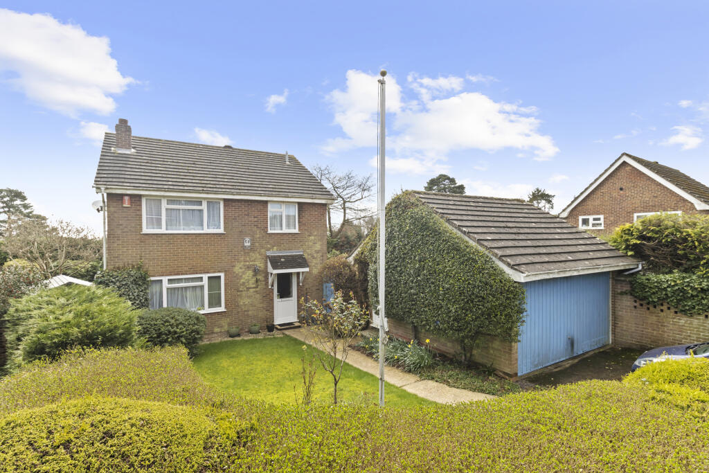 Main image of property: Springwood Road, Heathfield, East Sussex