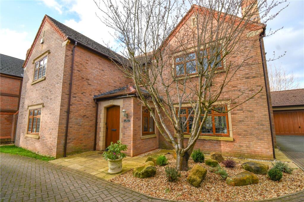 Main image of property: Glade Drive, Little Sutton, Ellesmere Port