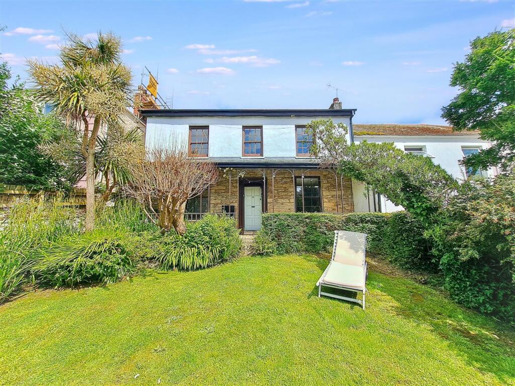 Main image of property: FALMOUTH