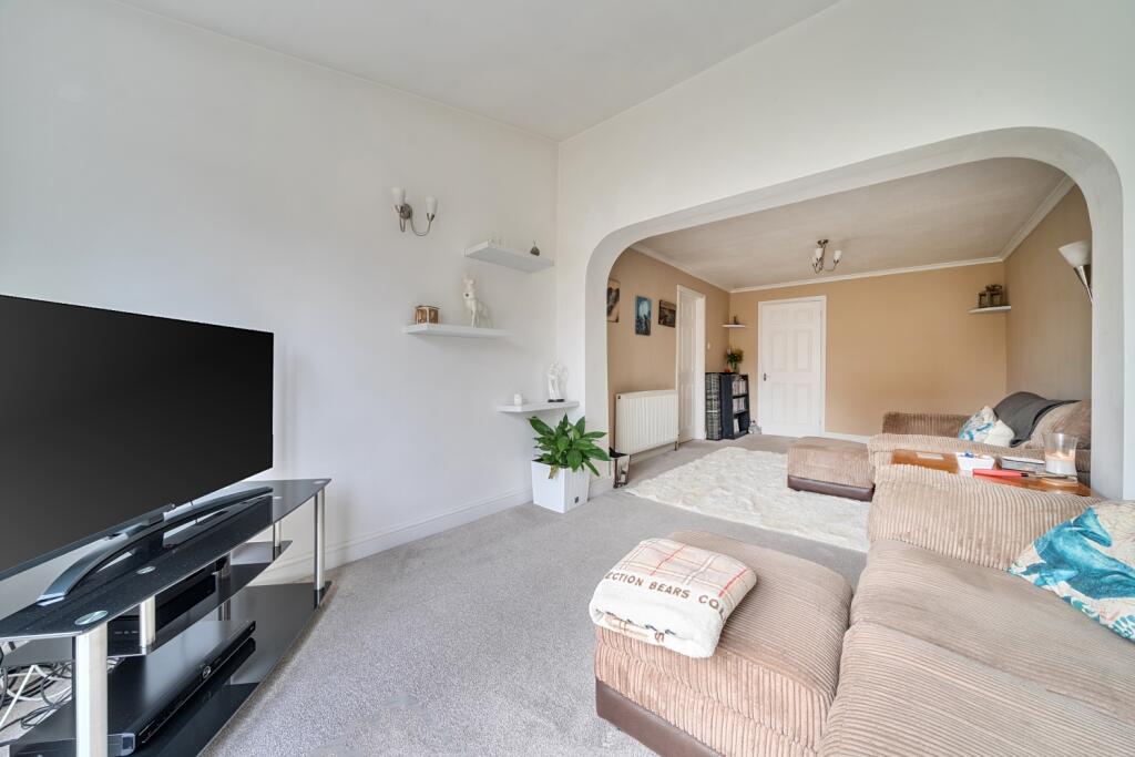 Rosebay Crescent, Wantage photo 4