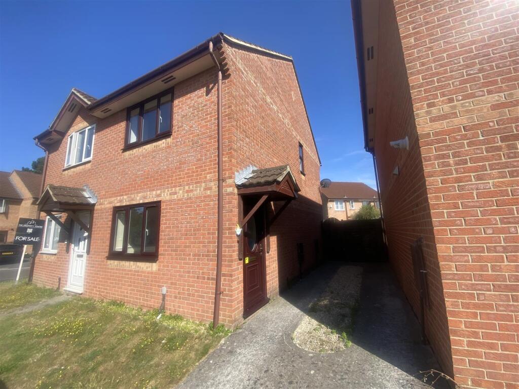 Main image of property: Clipper Close, Bridgwater