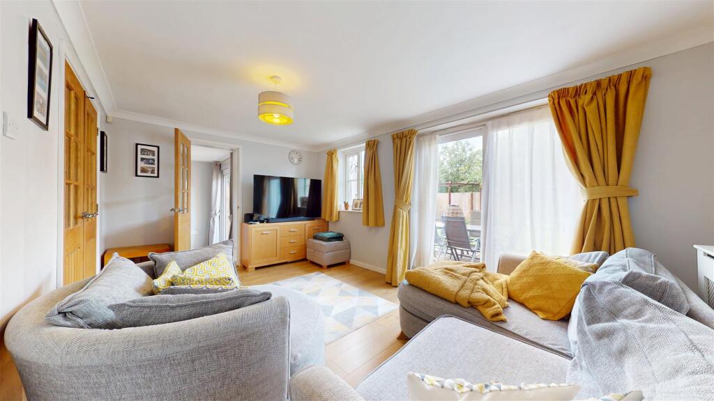 House in Milton Keynes, Monkston, Kents Hill, Monkston and Brinklow - View 3
