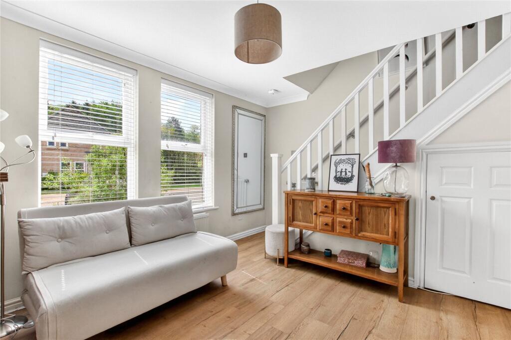 House in Winkfield, Martin's Heron - View 2