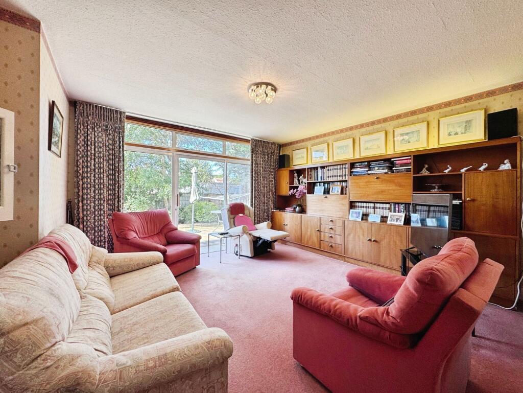 House in London - View 2