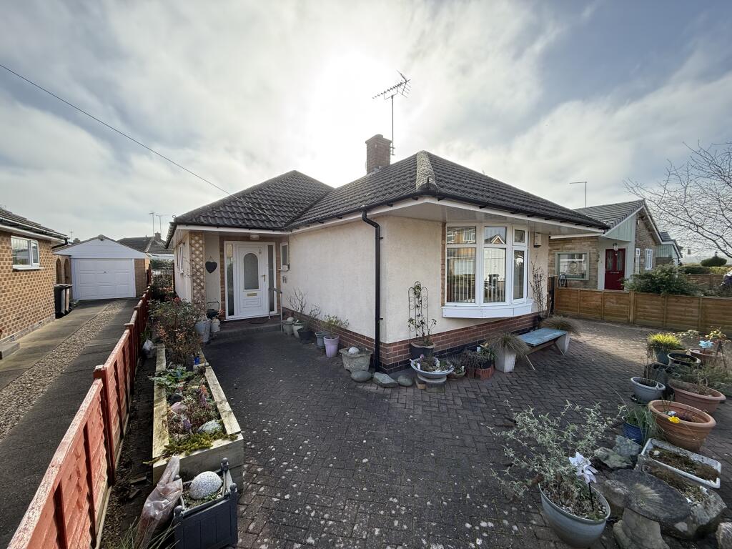 Main image of property: 6 Kingsley Crescent, Long Eaton, Nottingham NG10 3DB