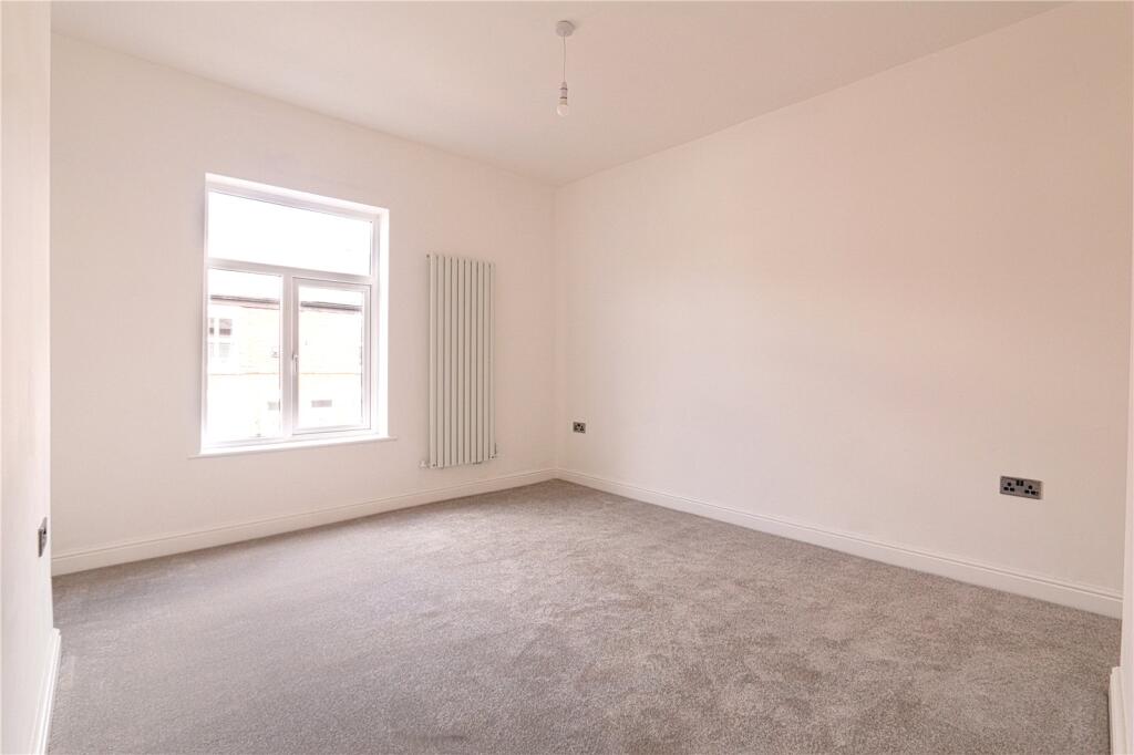 House in Stockport, Portwood - View 4
