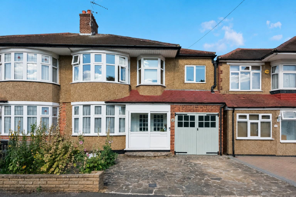 Main image of property: Rosebury Vale, Ruislip