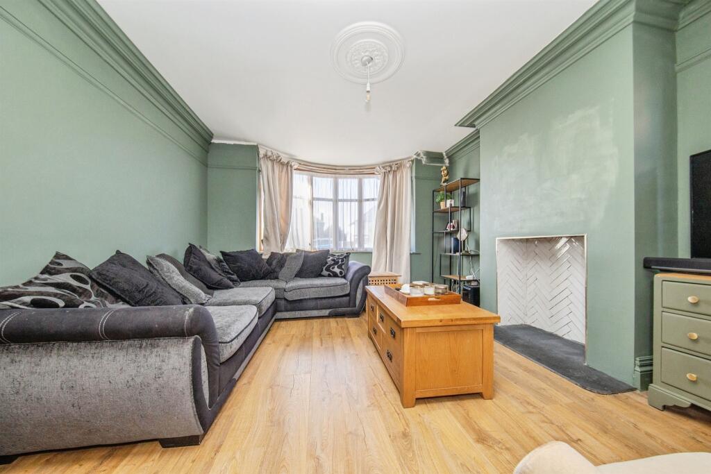 House in Ipswich - View 3