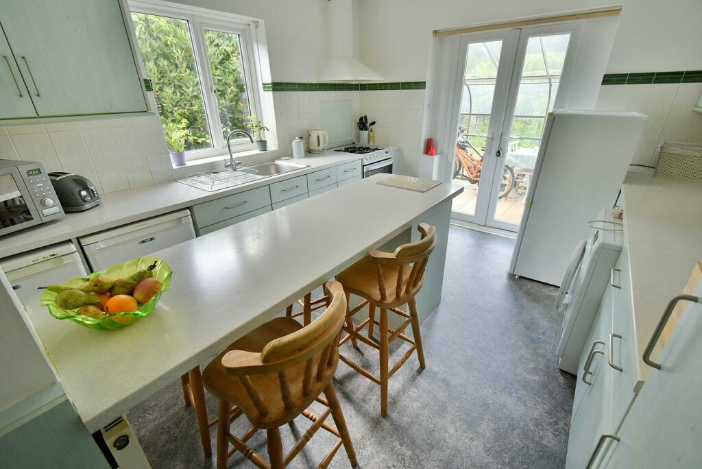 Ameysford Road, Ferndown, BH22 photo 2