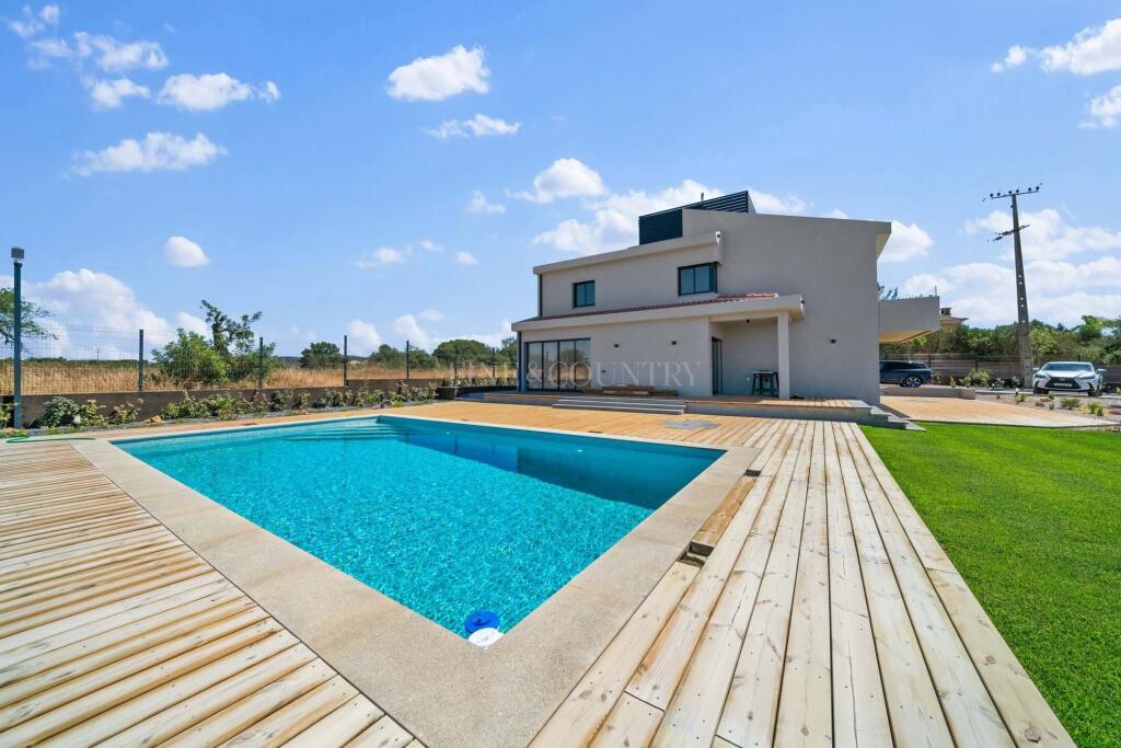 Main image of property: Algarve, Fonte Santa