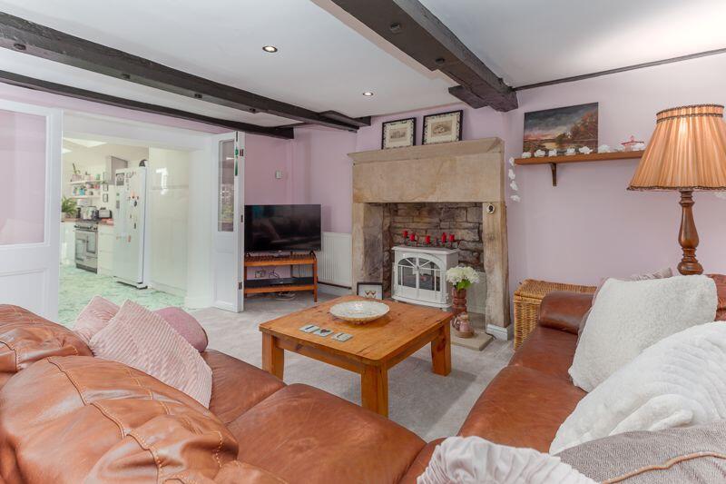 127 Oldham Road, Ripponden HX6 4QB photo 4