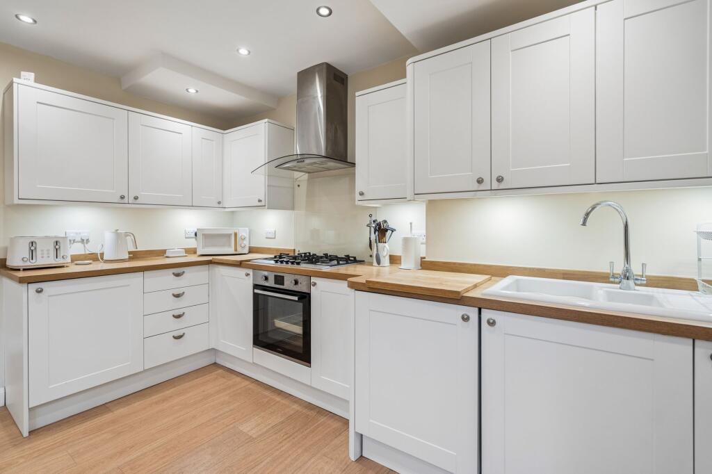 House in Three Rivers, Watford Rural - View 3