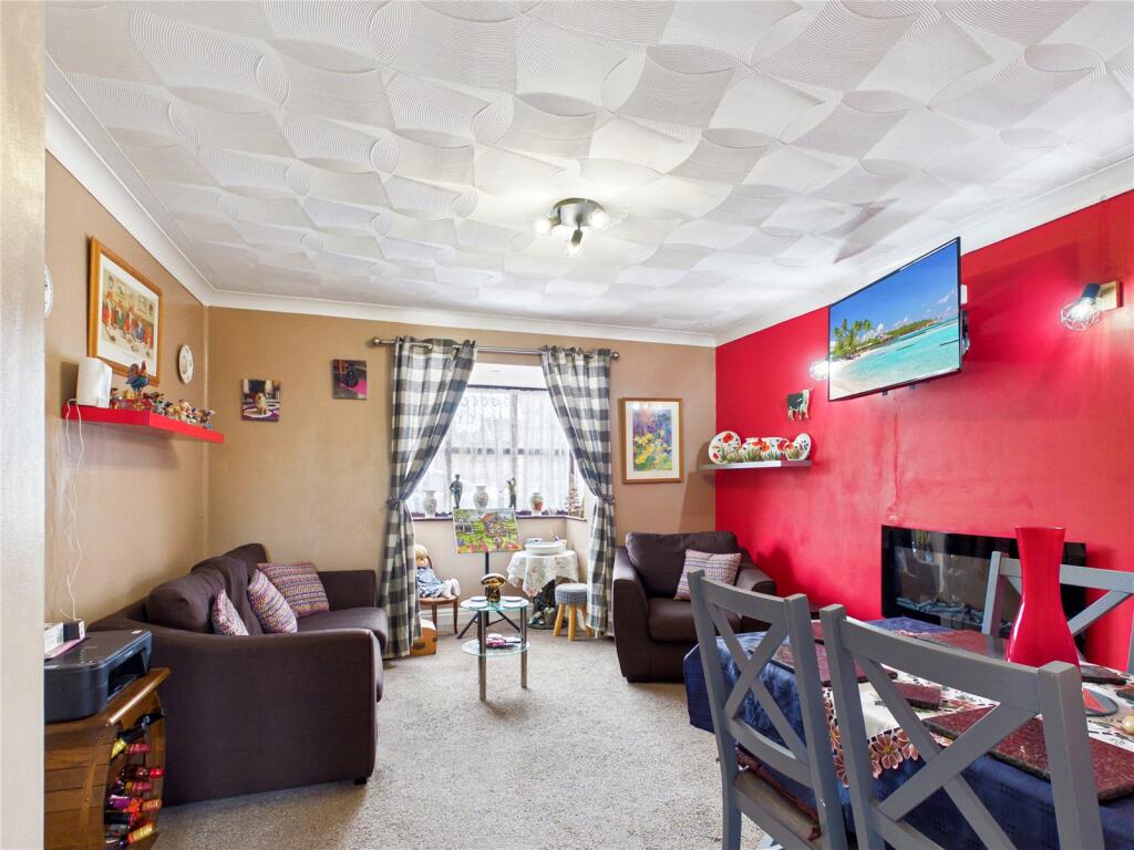 House in Pembroke, Pembrokeshire - View 2