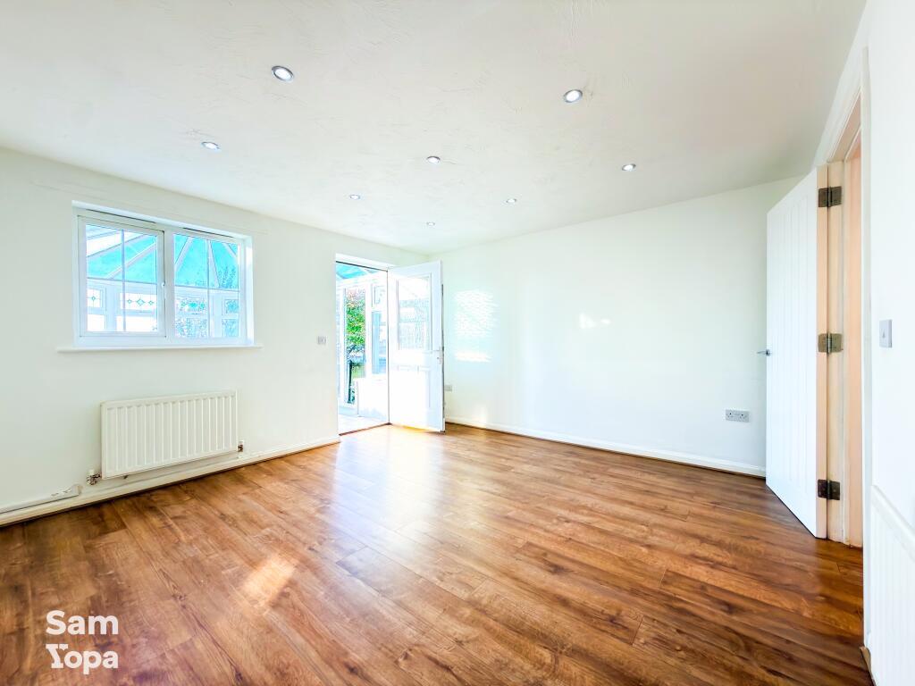 House in Harwich, Upper Dovercourt - View 3