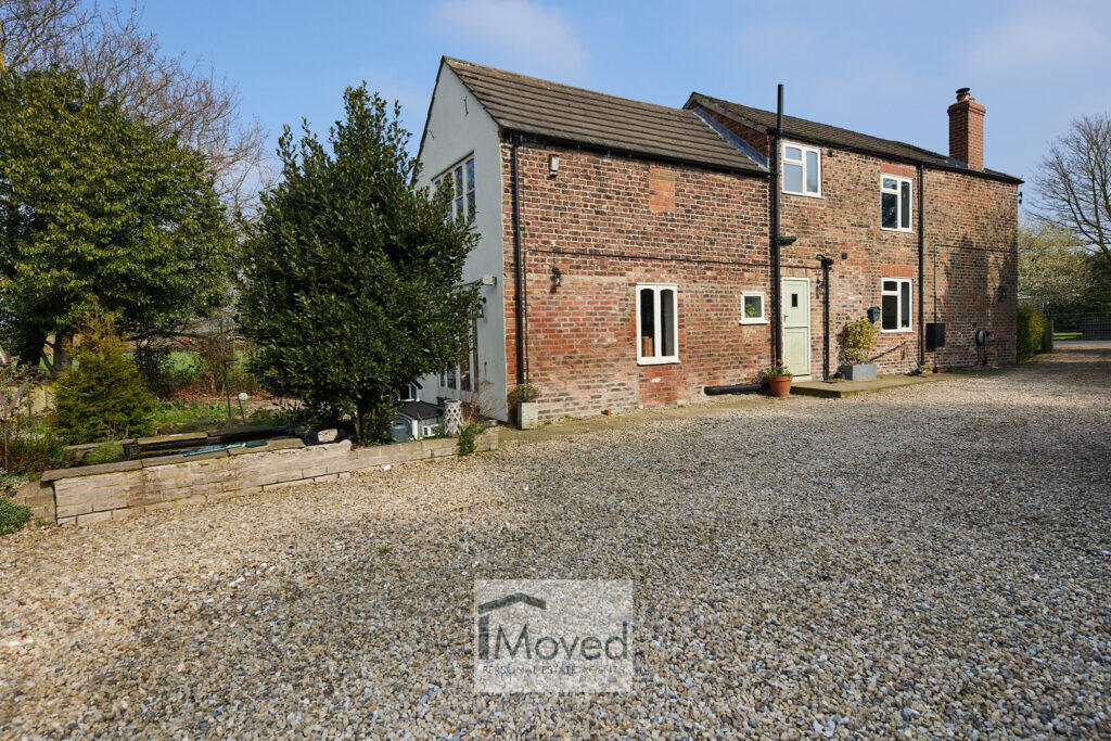 Main image of property: Cliffe Common, Selby