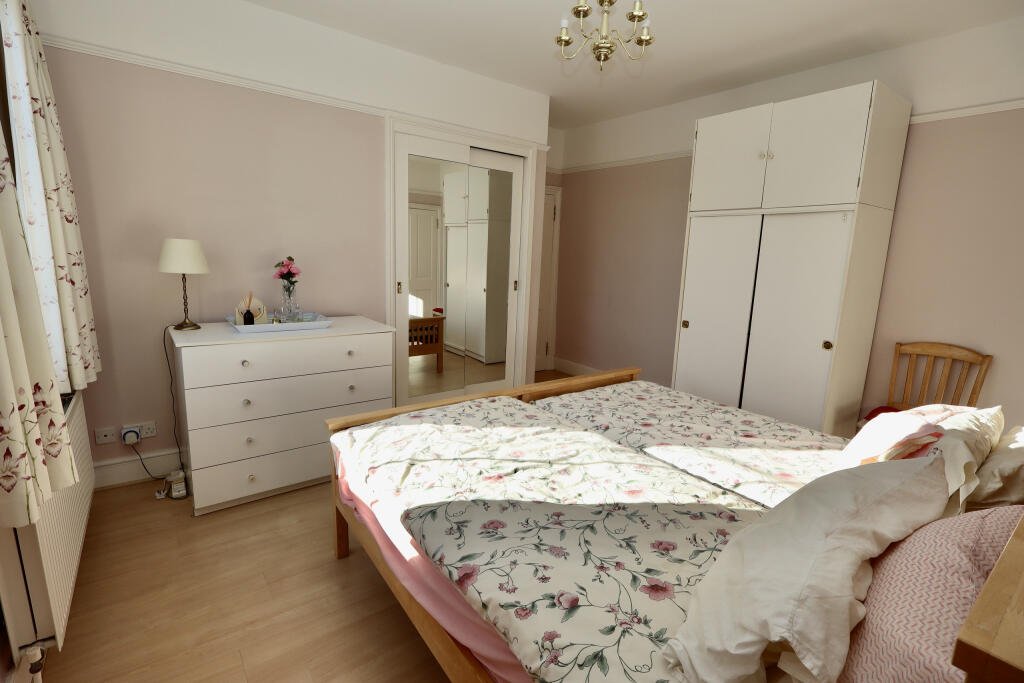 Additional image 18 of Central Wells