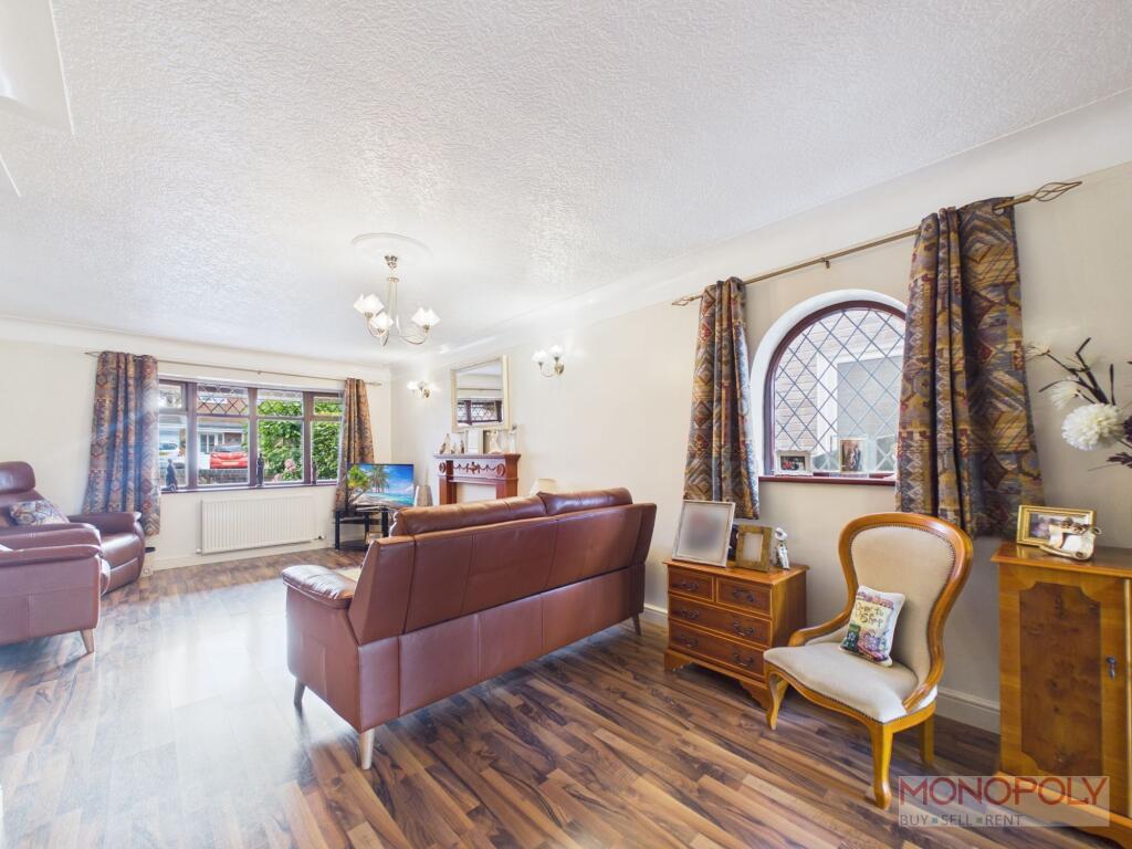 House in Wrexham, Rhosnesni, Acton - View 4