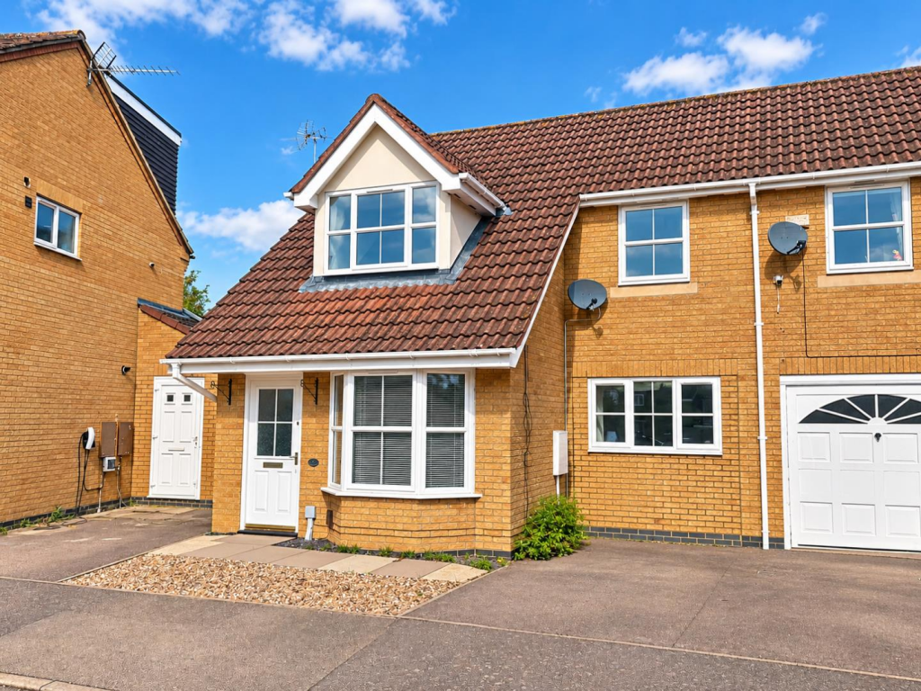 4-bed semi-detached on Aldwell Close, Wootton Fields, Northampton NN4, £325,000