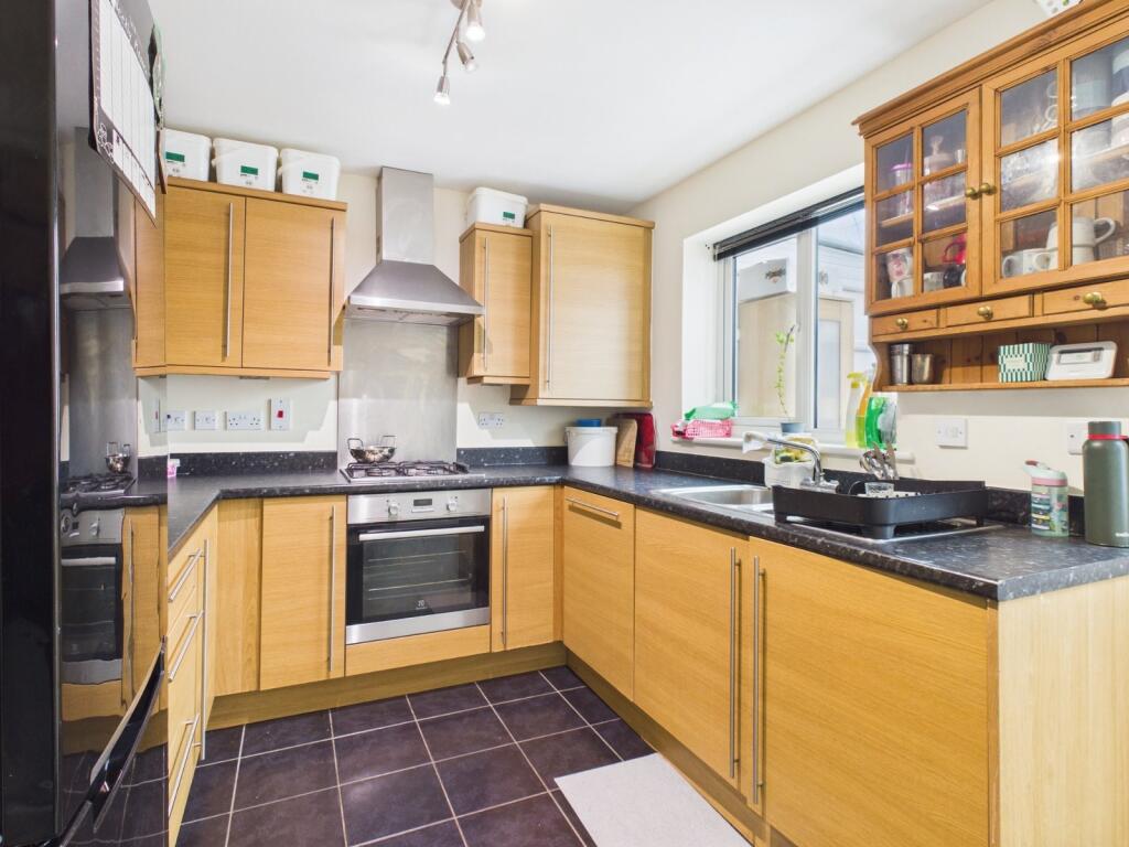 Chalk Stream Rise, Little Chalfont, Buckinghamshire, HP6 photo 3
