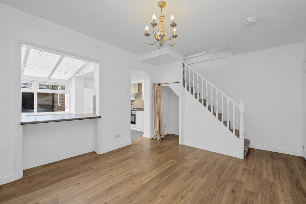 House in West Suffolk, Mildenhall Road Estate, Bury St Edmunds - More