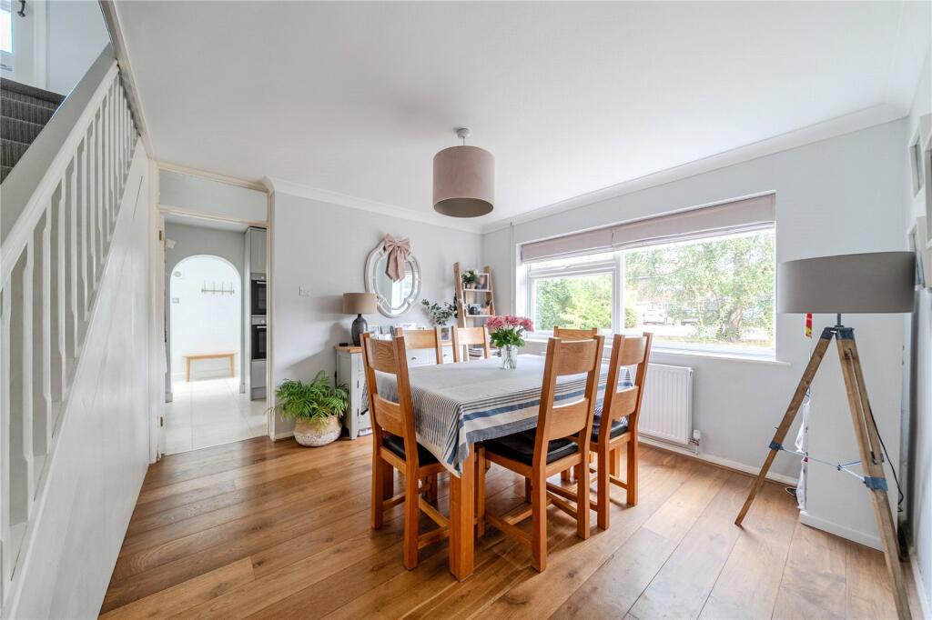 House in Waverley, Cranleigh - View 3